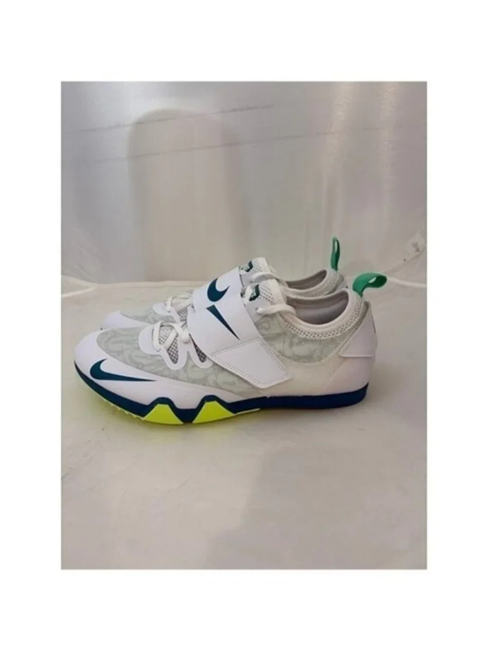 Nike zoom pole vault elite white green track spikes women’s sz 11.5 FZ9649 100